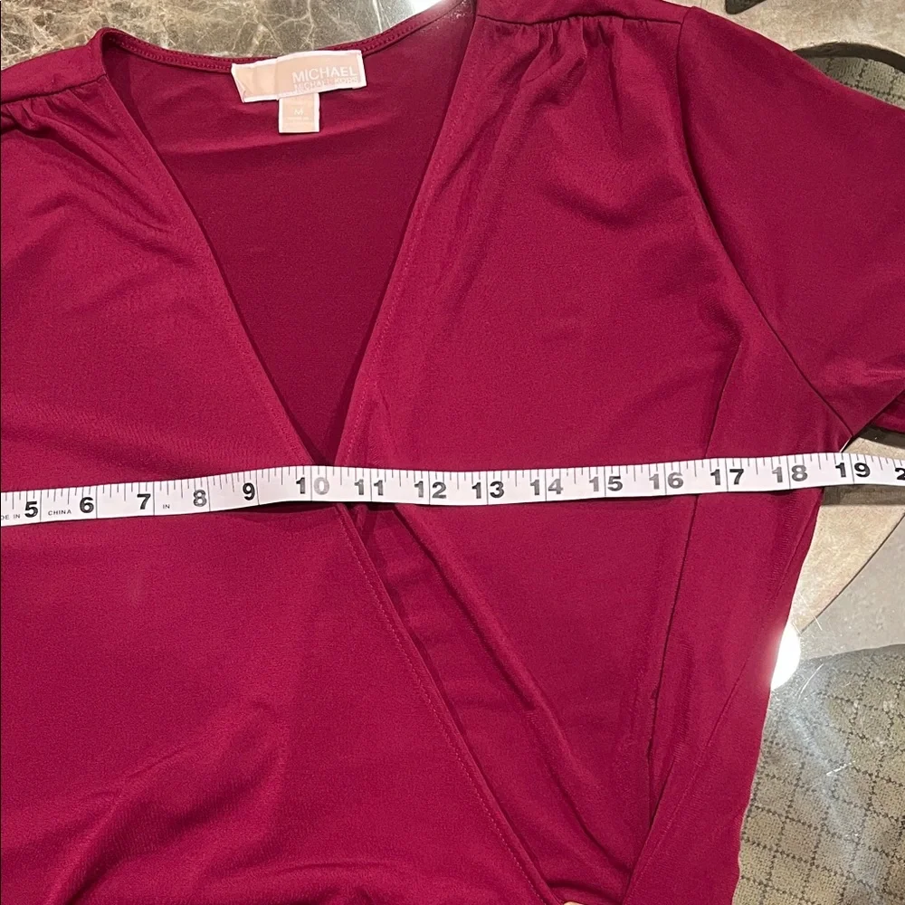 Michael Kors Maroon Red Long Sleeve Wrap Top Blouse Size Medium Gold Accent